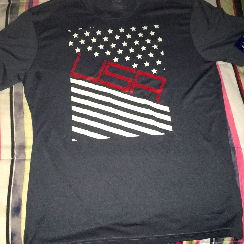 Men’s Medium Dark grey USA Tee, still new with tag